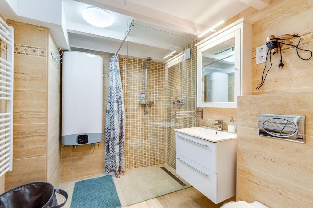 Amazing Kazinczy Flat No. 1 Budapest Kültér fotó
