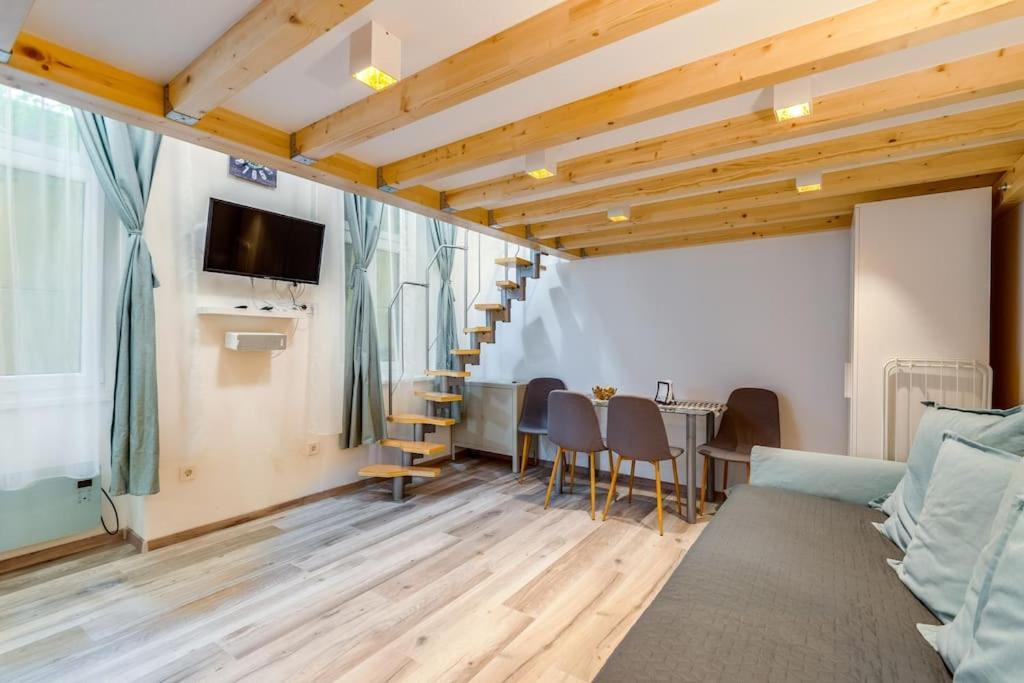Amazing Kazinczy Flat No. 1 Budapest Kültér fotó