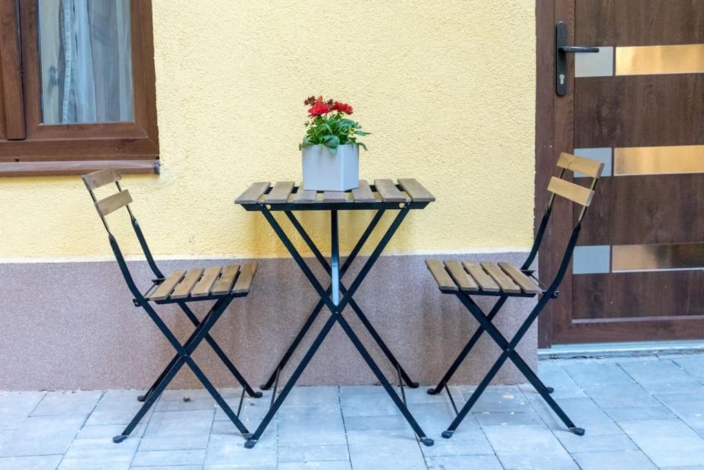 Amazing Kazinczy Flat No. 1 Budapest Kültér fotó